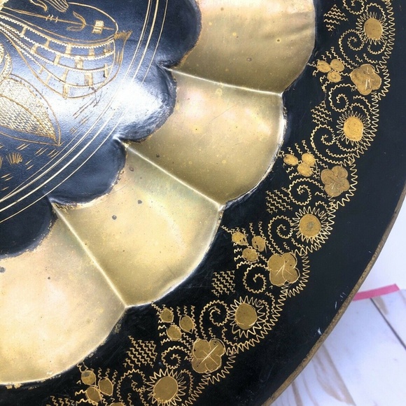 Vintage BRASS Hand Engraved Tray Platter Mid Centu - Picture 7 of 8